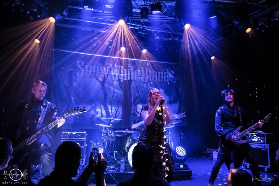 Snow_White_Blood-Ruesselsheim-Das_Rind-2022-04-02-PS__3654