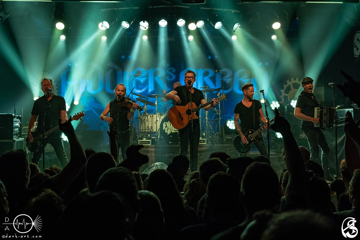 Konzertbericht: Fiddler's Green The Green Machine Tour 2024 - Berlin ...