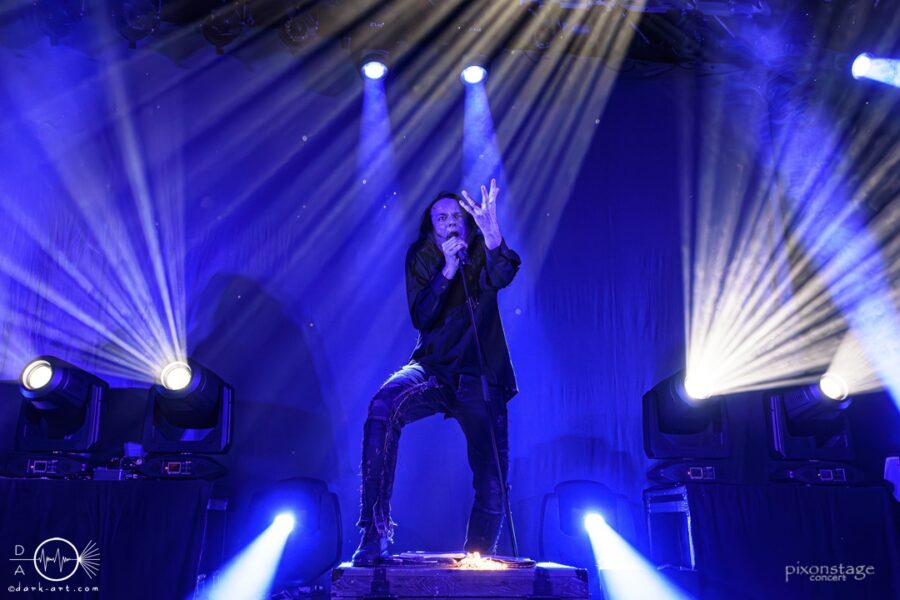 PixOnstage