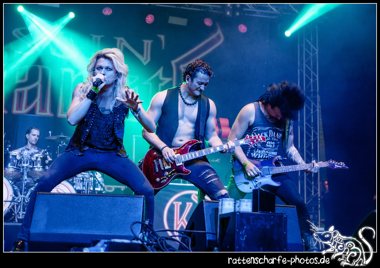 2017-08-04_kissin_dynamite__wacken-305