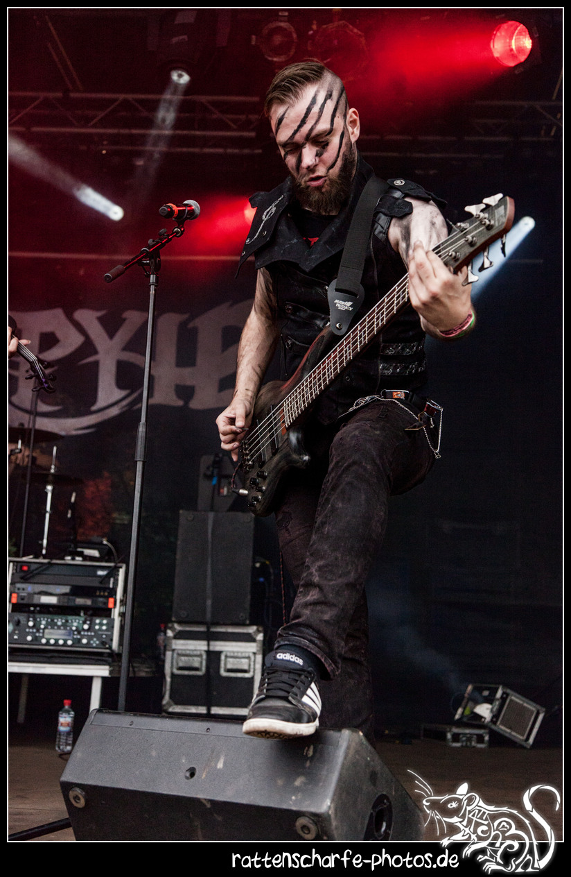 2017-08-05_harpyie__wacken-668