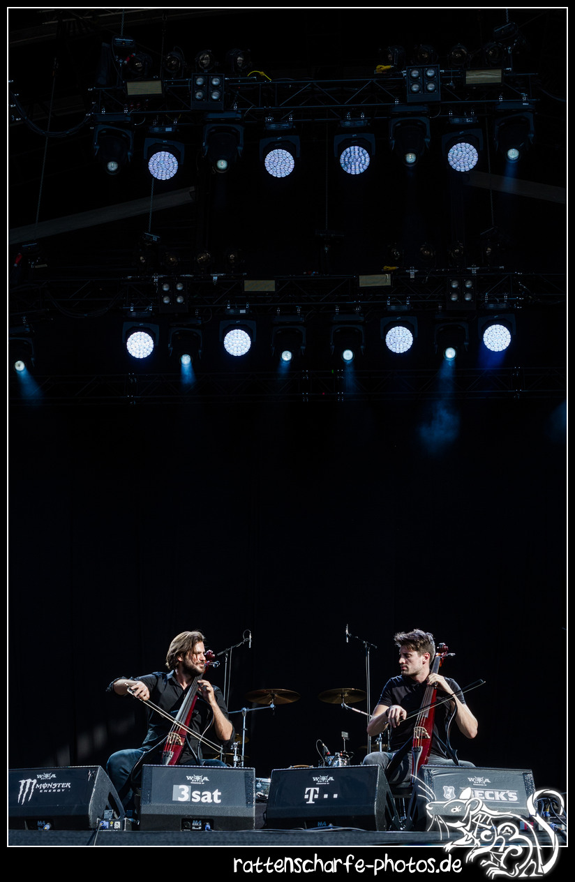 2018-08-03_2_cellos__wacken-010