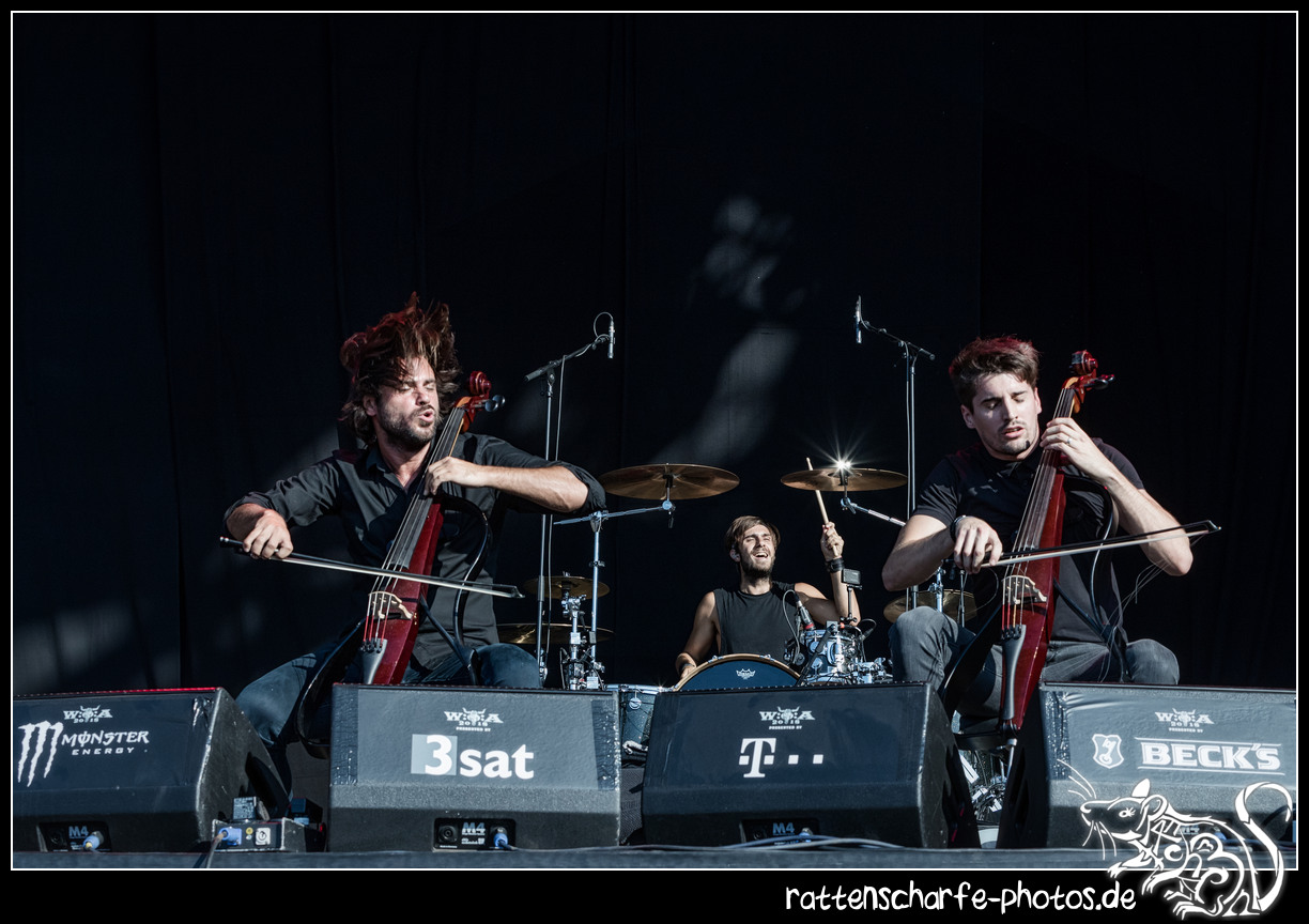 2018-08-03_2_cellos__wacken-030