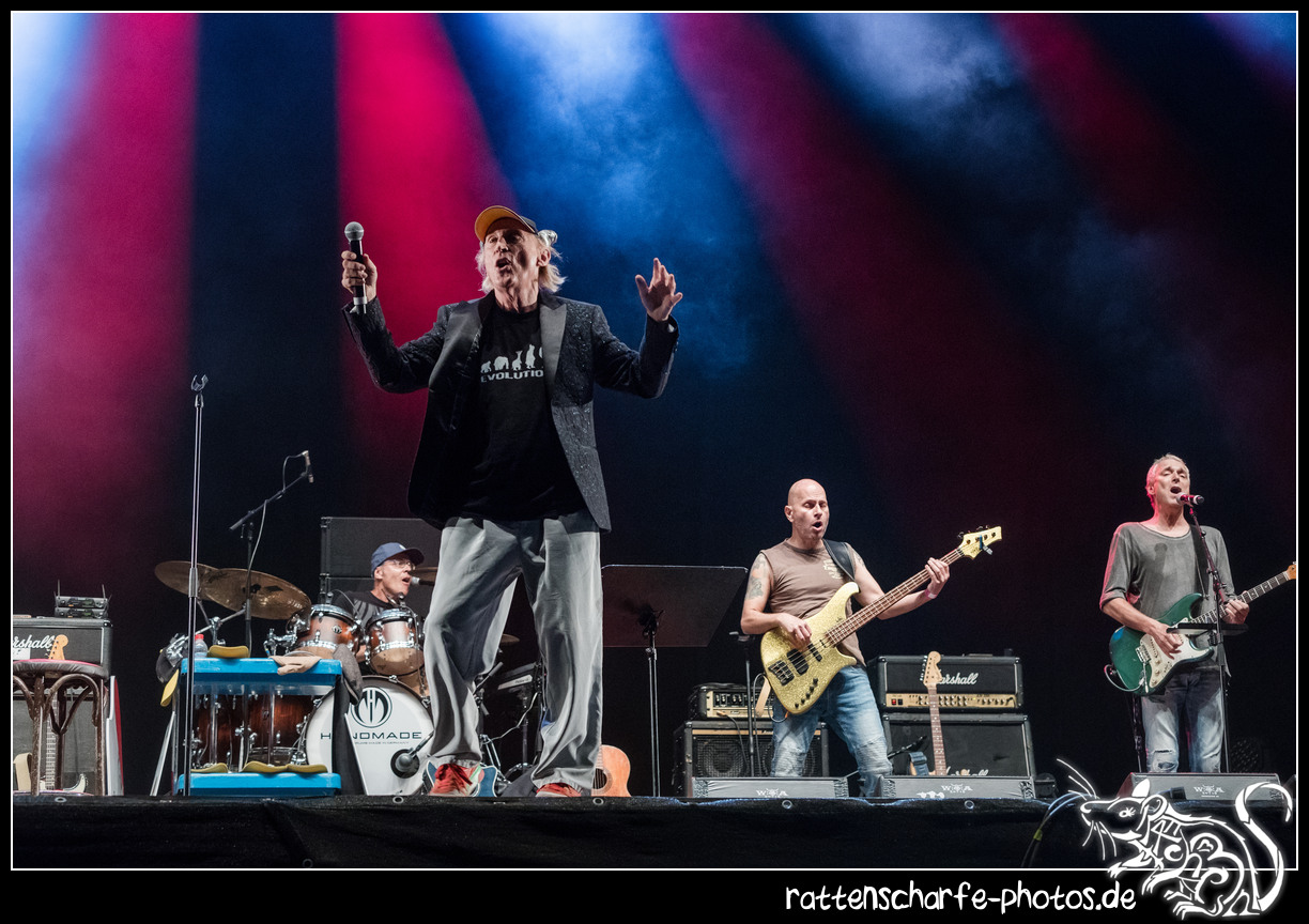2018-08-03_otto__die_friesenjungs__wacken-016