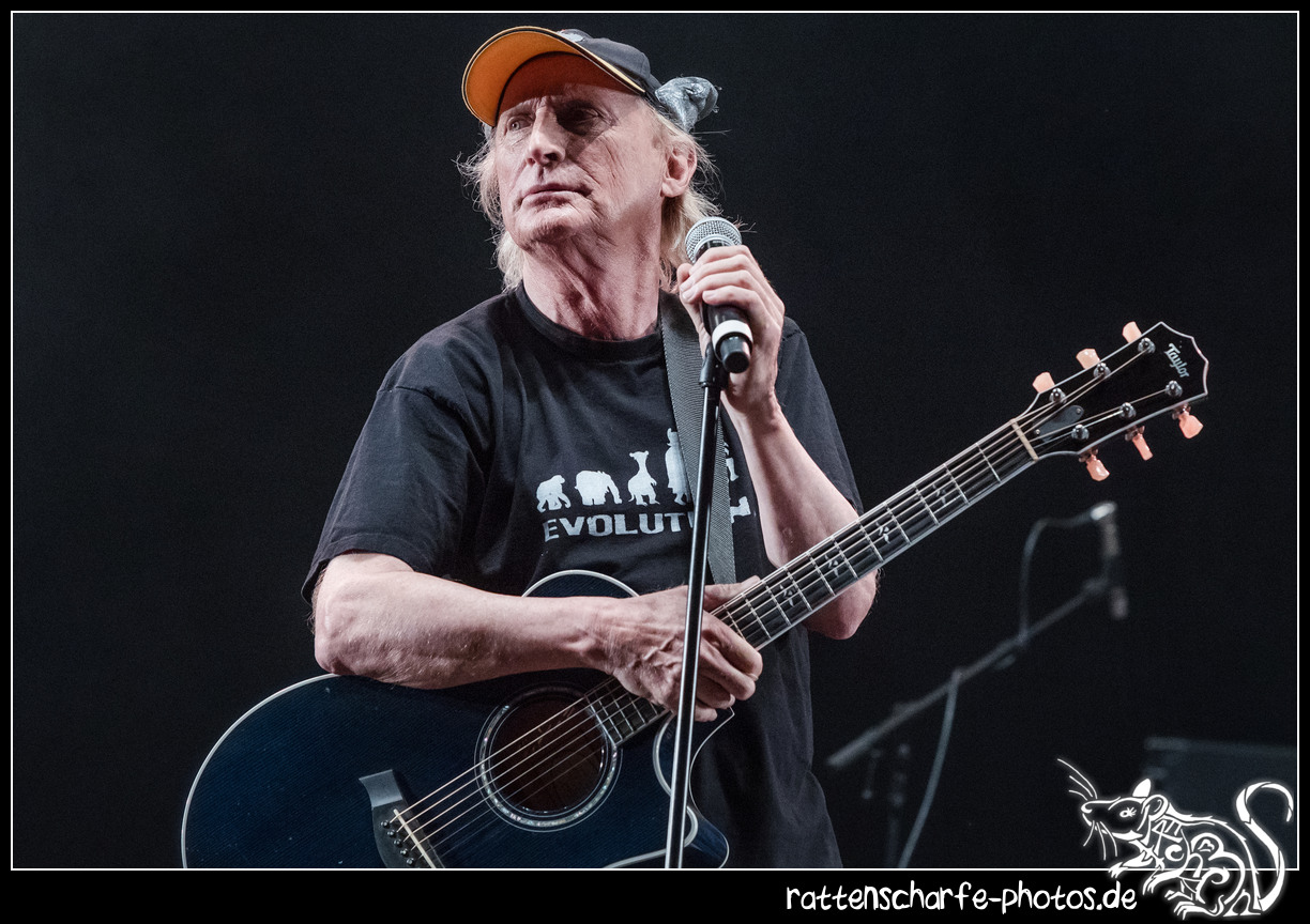2018-08-03_otto__die_friesenjungs__wacken-035