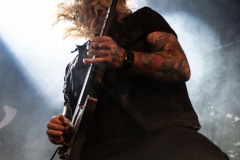 Beyond_the_black_4176