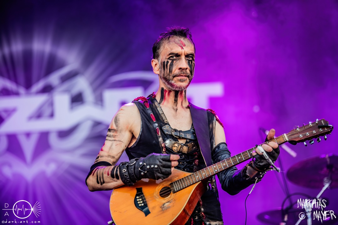 Tanzwut-Mera-Luna-12-08-2023-MM-3646-denoised