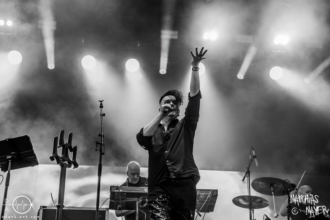 Project-Pitchfork-Mera-Luna-12-08-2023-MM-4498-denoised