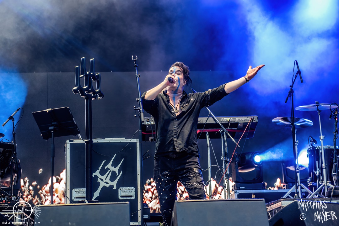 Project-Pitchfork-Mera-Luna-12-08-2023-MM-4586-denoised