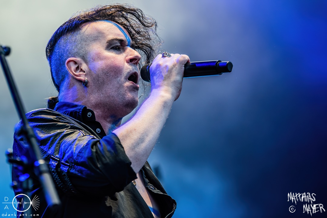 Project-Pitchfork-Mera-Luna-12-08-2023-MM-5844-denoised