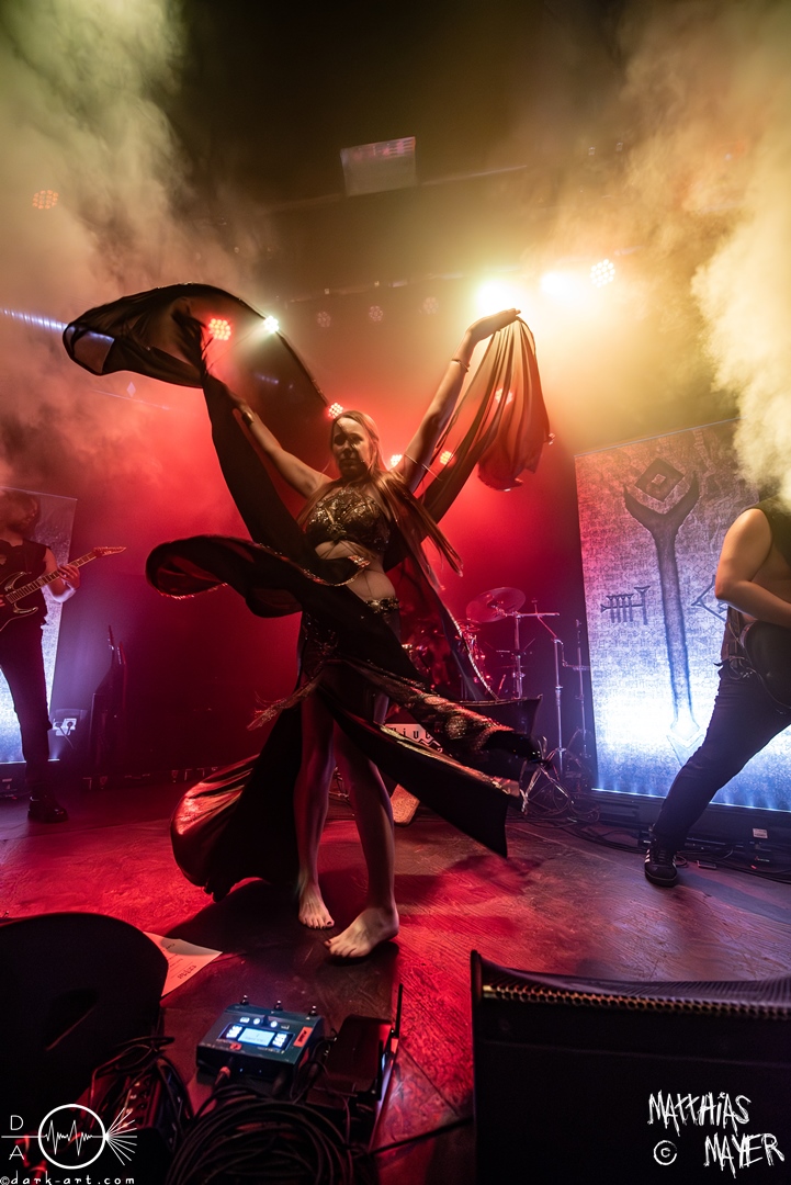 Eridu-Heavenly-Down-Tour-Backstage-Muenchen-13-10-2024-MM-SB2_6512-Verbessert-RR