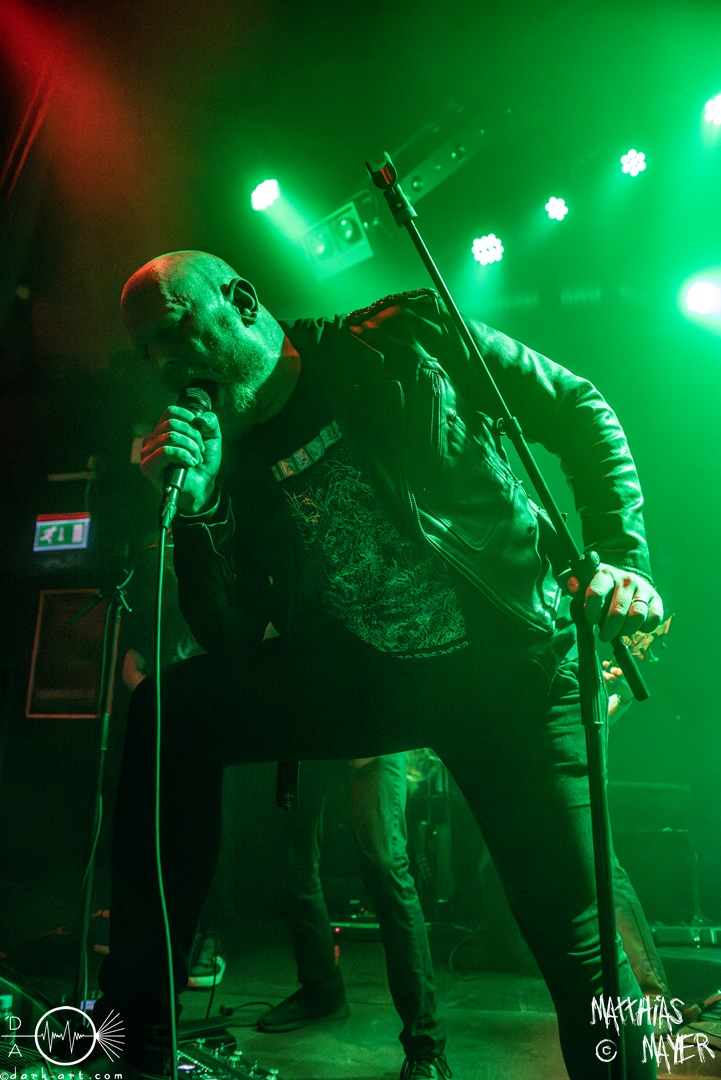 Hrast-Heavenly-Down-Tour-Backstage-Muenchen-13-10-2024-MM-SB2_6243-Verbessert-RR