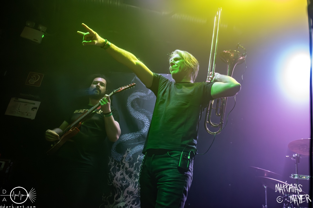 Sear-Bliss-Heavenly-Down-Tour-Backstage-Muenchen-13-10-2024-MM-SB1_2537-Verbessert-RR