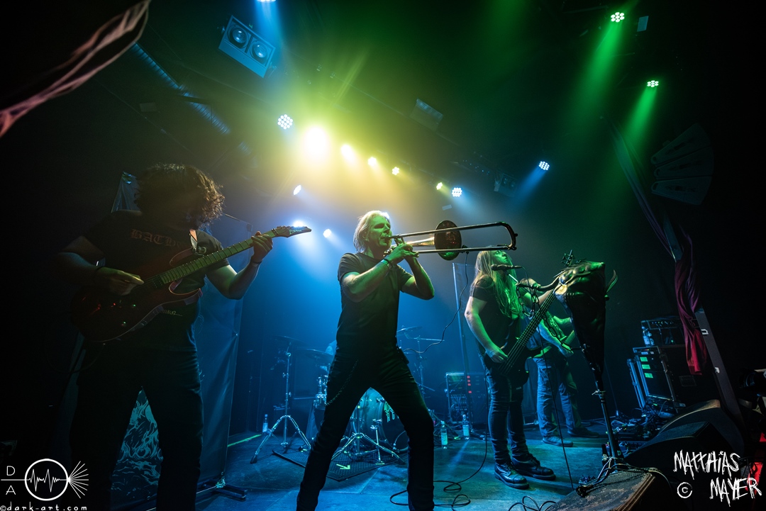 Sear-Bliss-Heavenly-Down-Tour-Backstage-Muenchen-13-10-2024-MM-SB2_6593-Verbessert-RR