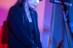 emymhl211219_020
