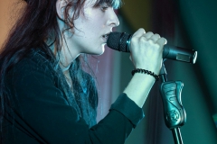 emymhl211219_022