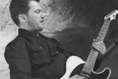 Devil_May_Care_04_DMC_4961