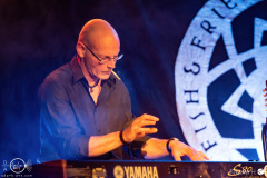 Eric-Fish-and-Friends-Nuernberg-Gezeiten-24-01-2023-rh-EFF_7222-DeNoiseAI-severe-noise