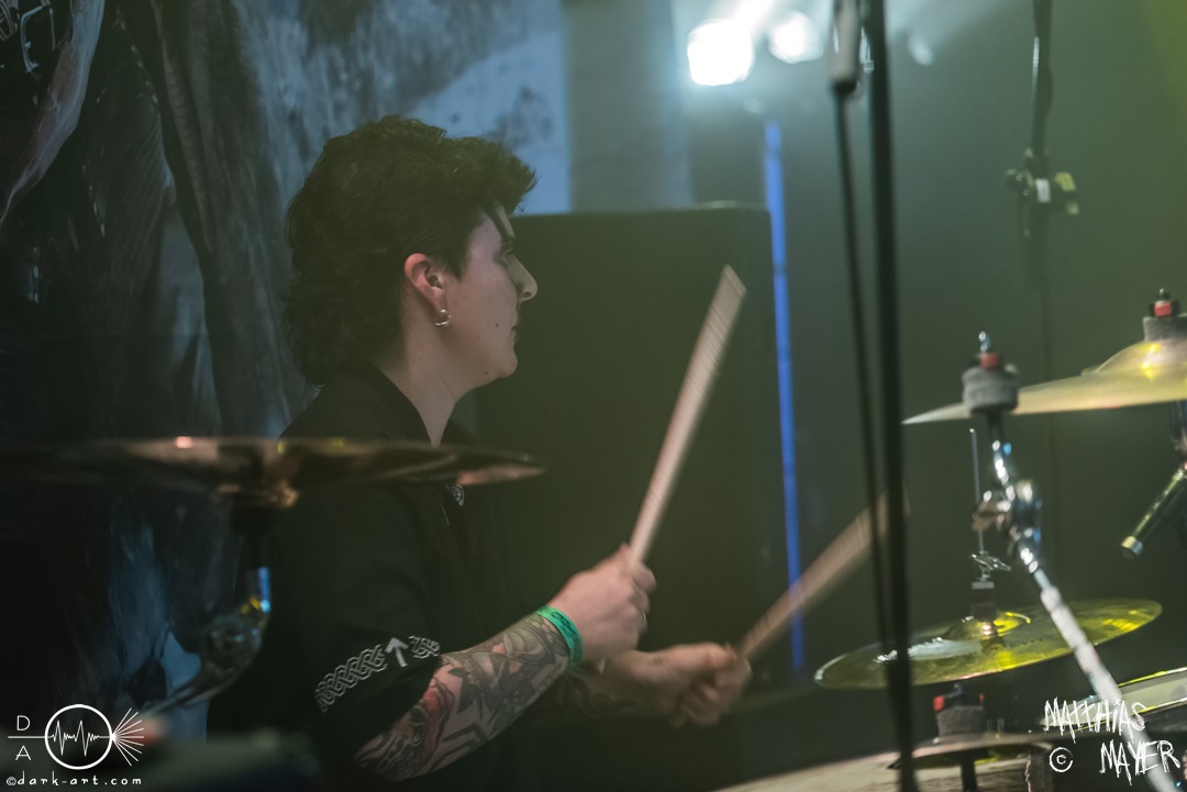 Gwydion-Mead-and-Greed-2023-Resonanzwerk-Oberhausen-24-03-2023-MM-3760-denoised