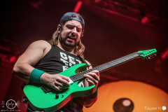 alestorm-Wiesbaden-Schlachthof-Europa-Tour-27-01-2023-rh-EFF_9338-DeNoiseAI-severe-noise