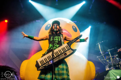 alestorm-Wiesbaden-Schlachthof-Europa-Tour-27-01-2023-rh-EFF_9897-DeNoiseAI-severe-noise