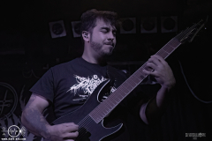 crwnmag25DSC_8528X-low-light