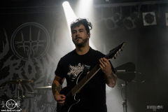 crwnmag25DSC_9407X-low-light