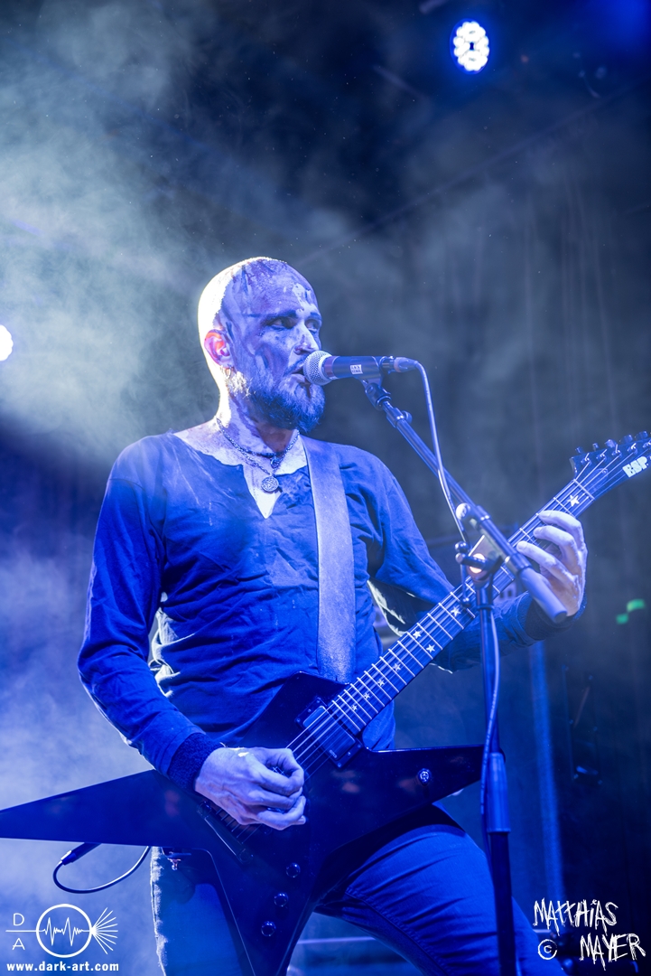 Moonsorrow-Dark-Easter-Metal-Meeting-Backstage-Muenchen-19-04-2025-DE1_9724-Verbessert-RR