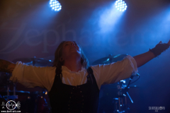 DarkO061125DSC_9000X-low-light