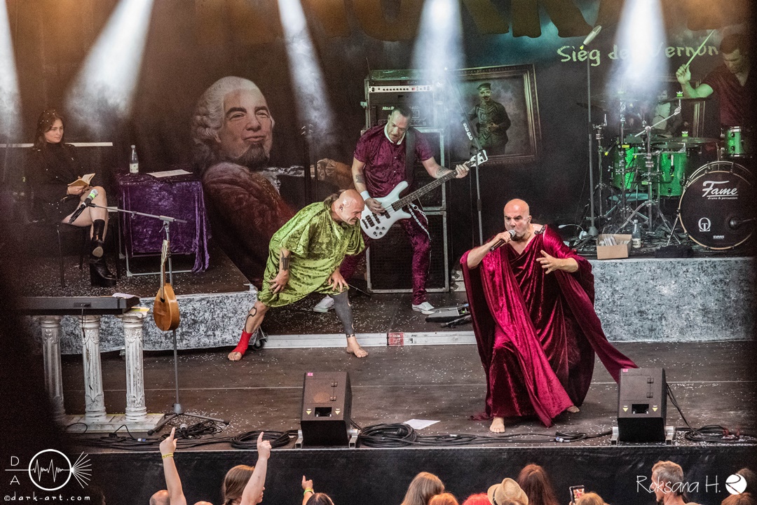 Knorkator-Schlosshof-Festival-2024-Samstag-rh-1506