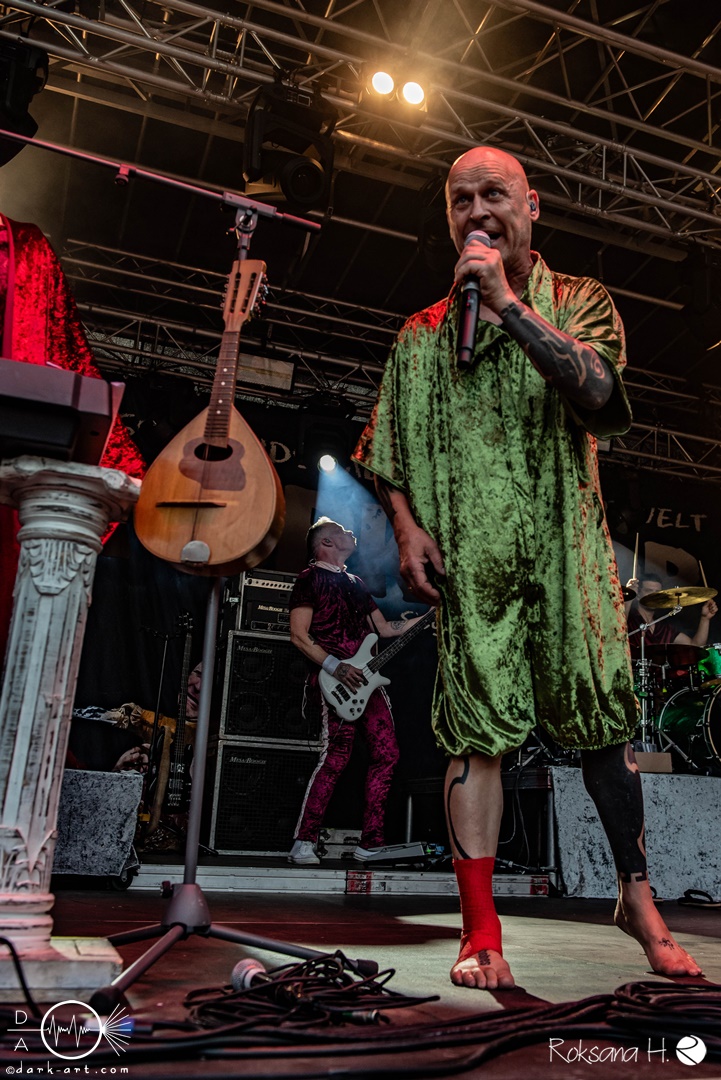 Knorkator-Schlosshof-Festival-2024-Samstag-rh-6790