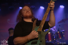 ValH061125DSC_8162X-low-light